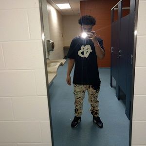 Meet your Posher, Julius